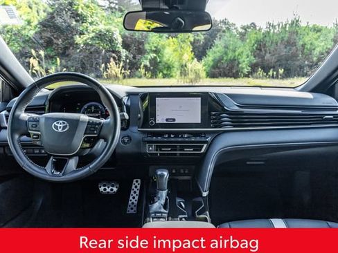 Used 2025 Toyota Camry SE FWD image 30