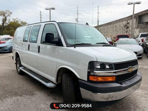Used 2023 Chevrolet Express 2500 w/ Driver Convenience Package image 10