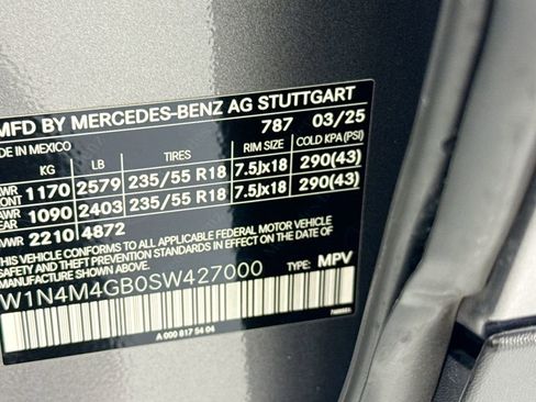 Certified 2025 Mercedes-Benz GLB 250 image 34