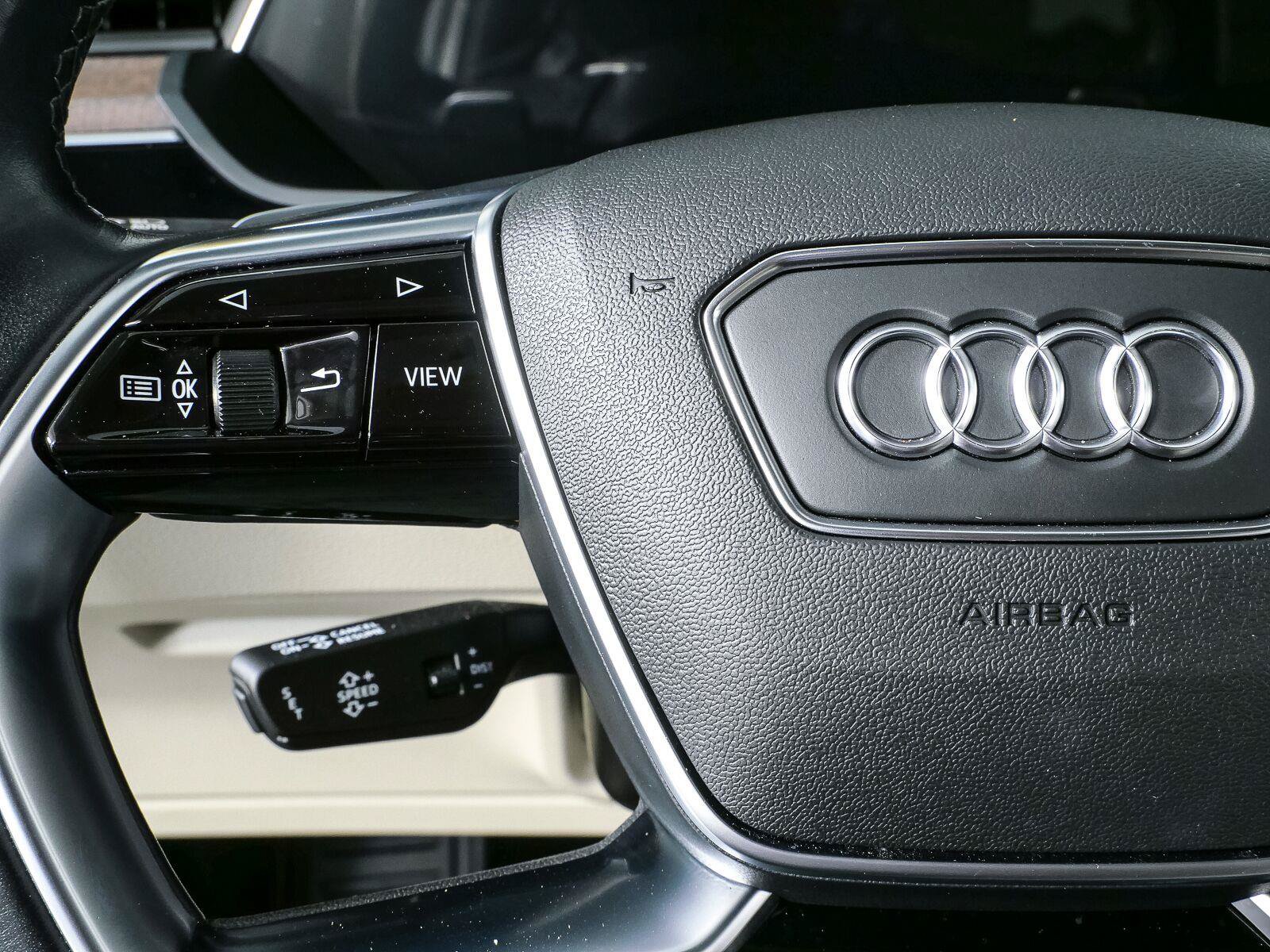 Used 2024 Audi Q8 e-tron Premium Plus w/ Premium Plus Package AWD/4WD image 13
