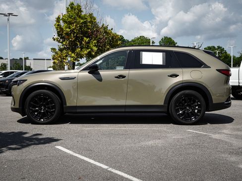 Certified 2025 MAZDA CX-70 3.3 Turbo w/ Premium Package AWD/4WD image 7