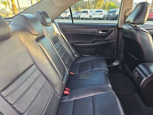 Used 2017 Toyota Camry XLE w/ Moonroof Package image 18