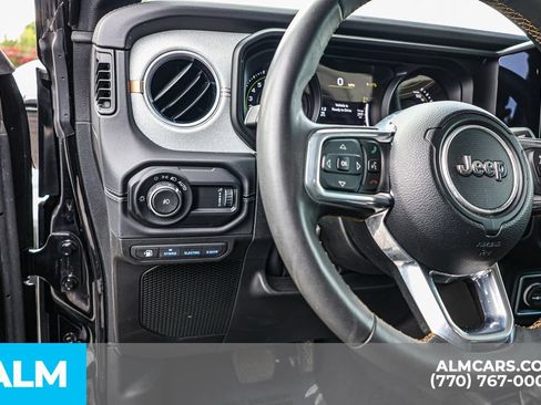 Used 2024 Jeep Wrangler Unlimited Sahara AWD/4WD image 24