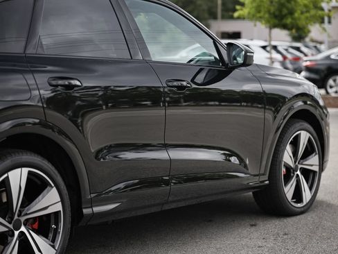 New 2026 Audi SQ5 Premium Plus AWD/4WD image 8