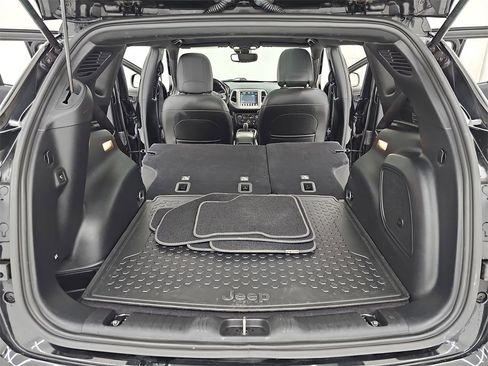 Used 2021 Jeep Compass 80th Special Edition w/ Sun and Sound Group image 18