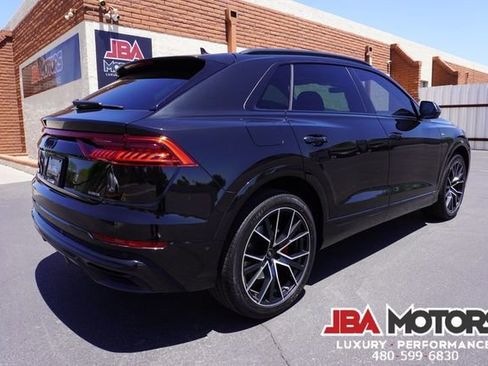 Used 2022 Audi Q8 Premium Plus w/ Premium Plus Package AWD/4WD image 3