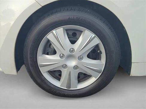 Used 2023 Toyota Corolla LE image 24