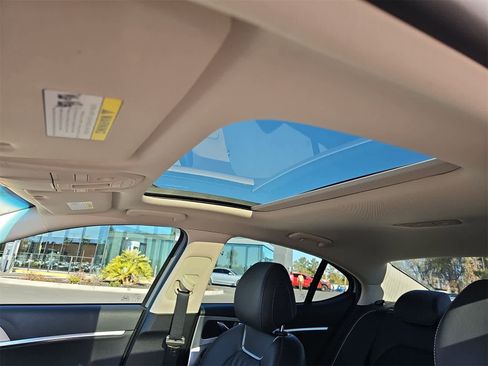 Used 2026 Genesis G70 2.5T Prestige image 30