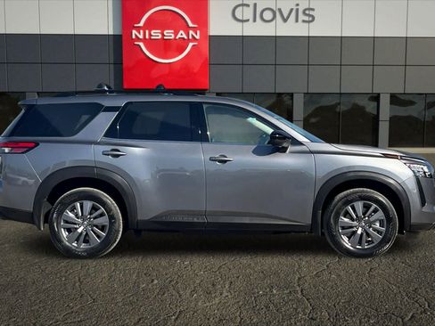 New 2026 Nissan Pathfinder SV image 9
