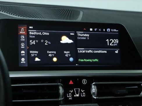 Used 2022 BMW 330i xDrive Sedan w/ Premium Package 2 image 24