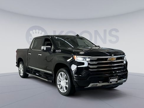 Used 2023 Chevrolet Silverado 1500 High Country image 18