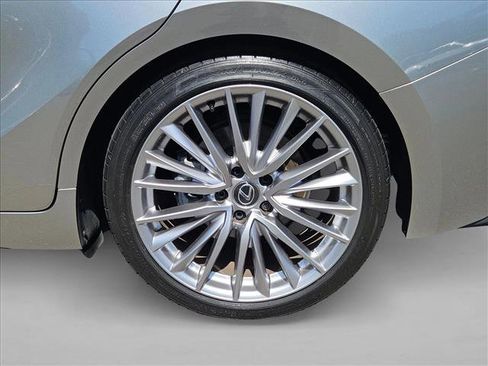 Used 2023 Lexus IS 300 w/ Premium Package RWD image 23