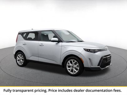Used 2025 Kia Soul LX w/ LX Technology Package