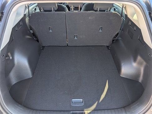 Used 2024 Kia Sportage LX image 14