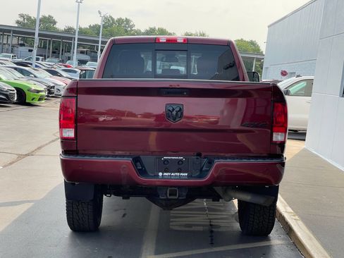 Used 2018 RAM 2500 Big Horn w/ Sport Appearance Group AWD/4WD image 4