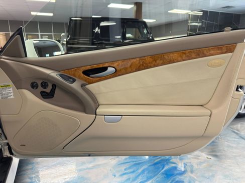 Used 2004 Mercedes-Benz SL 500 image 20