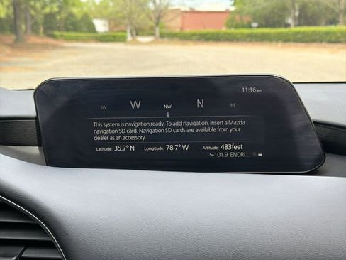 Certified 2025 MAZDA MAZDA3 s FWD image 18