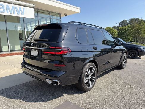 Certified 2025 BMW X7 xDrive40i AWD/4WD image 8