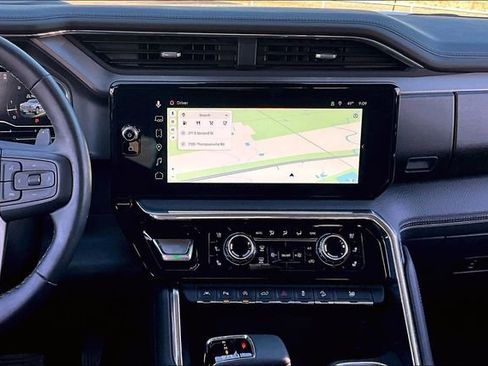 Used 2024 GMC Sierra 1500 Denali w/ Technology Package image 10