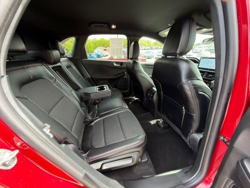 Used 2025 Ford Escape ST-Line w/ Tech Pack #1 FWD image 10
