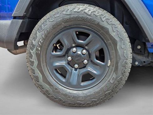 Used 2019 Jeep Wrangler Sport AWD/4WD image 23