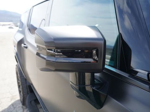 Used 2024 GMC Hummer EV 3X w/ LPO, Illumination Package AWD/4WD image 94