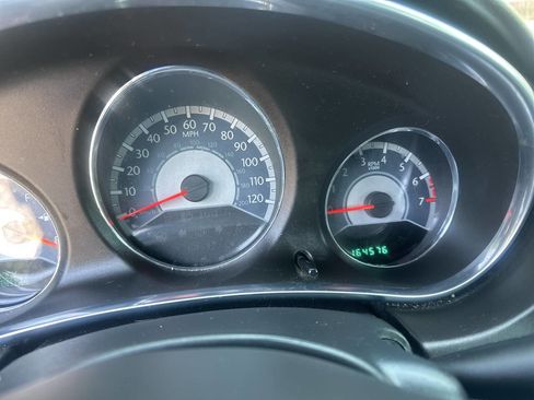 Used 2013 Chrysler 200 Touring image 8