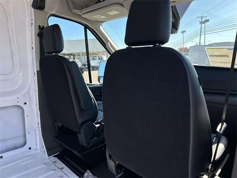 New 2026 Ford Transit 250 148 Medium Roof image 15