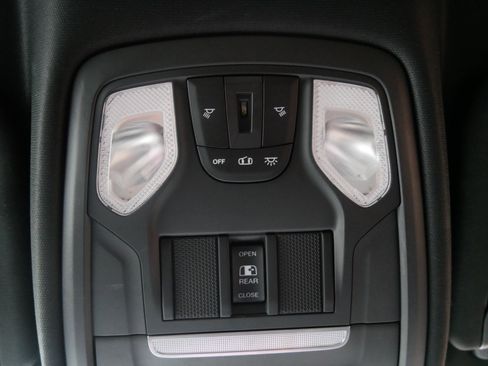 Used 2019 RAM 1500 Big Horn image 23