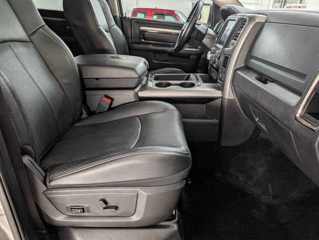 Used 2018 RAM 1500 Sport w/ Sport Premium Group AWD/4WD image 15