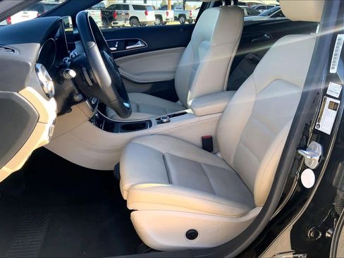 Used 2018 Mercedes-Benz GLA 250 image 8