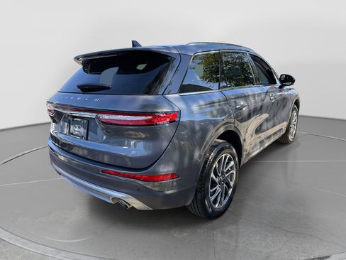 Used 2022 Lincoln Corsair AWD w/ Equipment Group 101A image 3