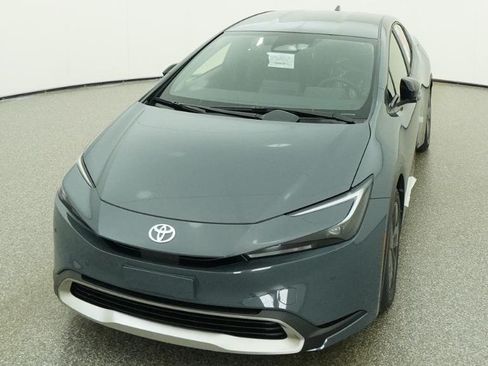New 2026 Toyota Prius Plug-In Hybrid FWD image 28