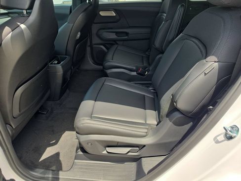 New 2027 Kia Telluride S FWD image 17