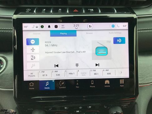 Certified 2023 Jeep Grand Cherokee Overland w/ Luxury Tech Group IV image 22