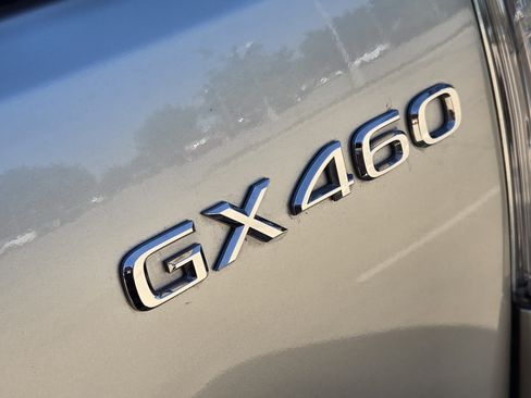 Used 2023 Lexus GX 460 Premium AWD/4WD image 12