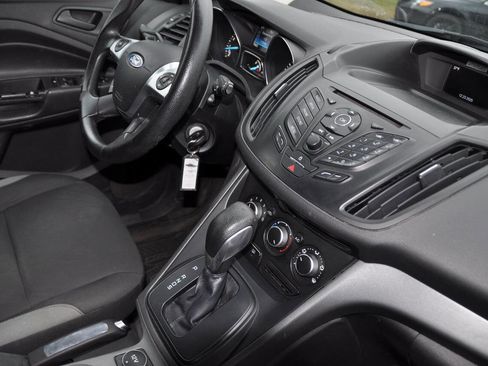 Used 2016 Ford Escape S image 25