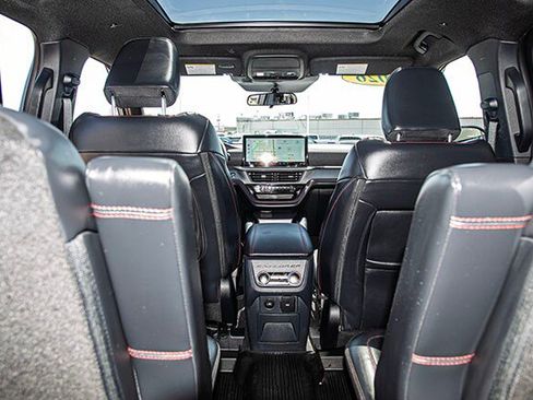 Used 2026 Ford Explorer ST-Line AWD/4WD image 19