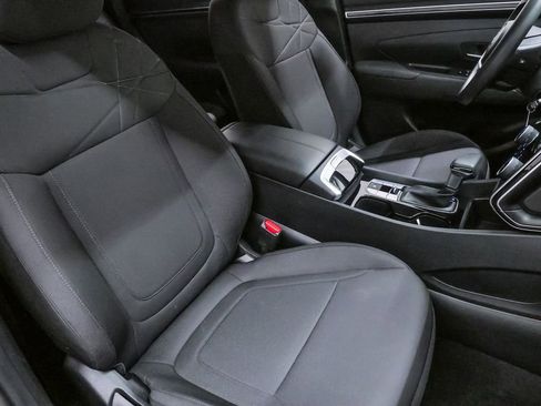 Certified 2024 Hyundai Tucson SE image 14