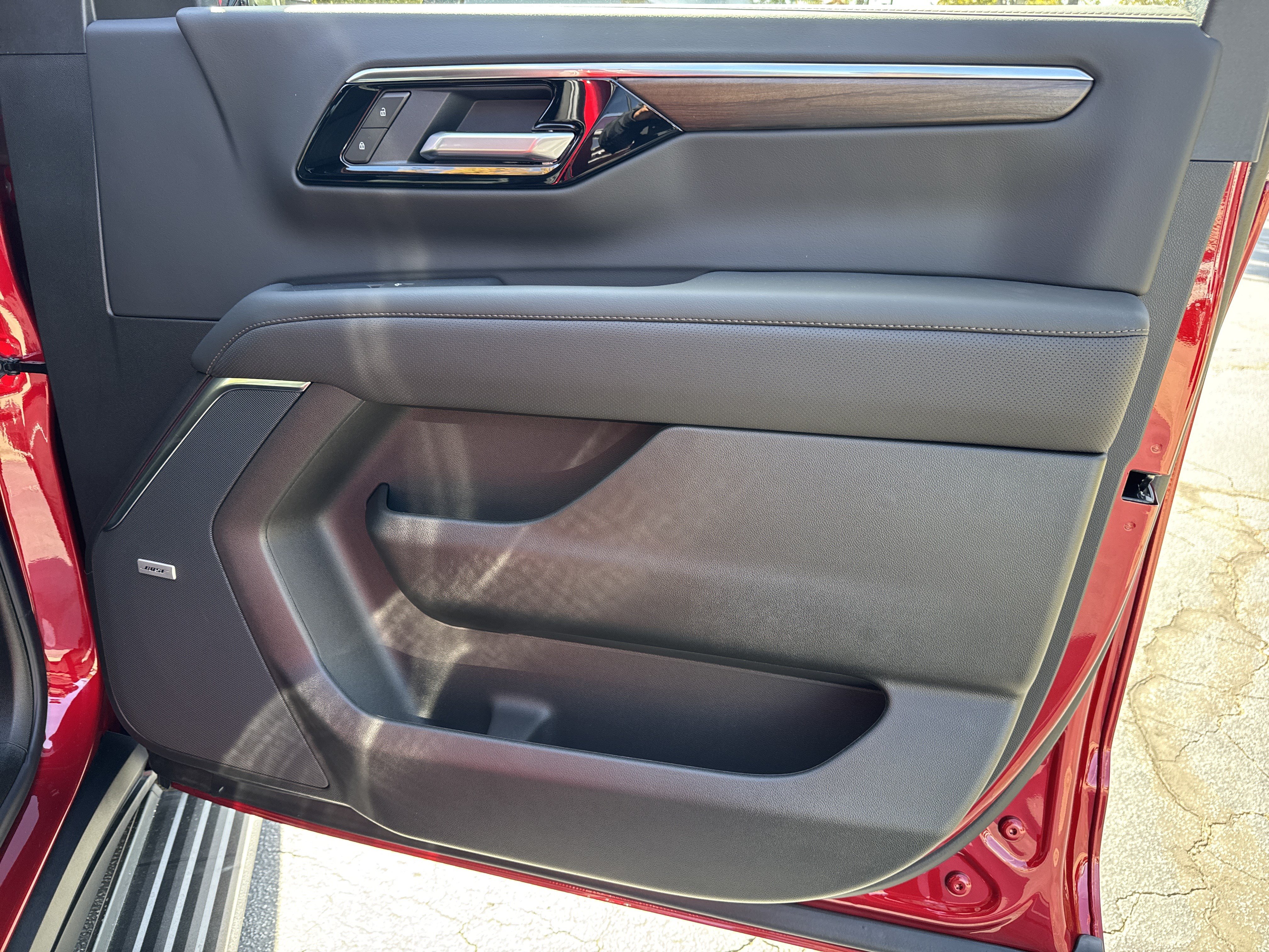 New 2027 Chevrolet Tahoe High Country AWD/4WD image 14