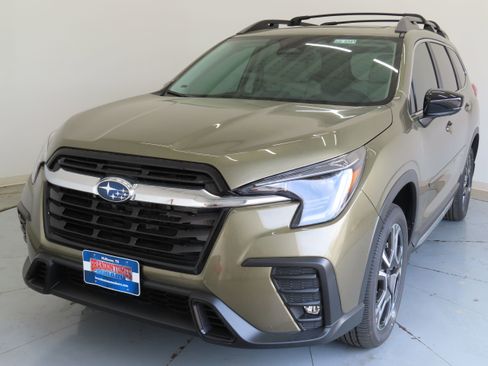 New 2026 Subaru Ascent Limited AWD/4WD image 10