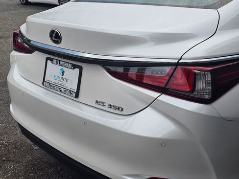 Used 2021 Lexus ES 350 w/ Luxury Package image 15
