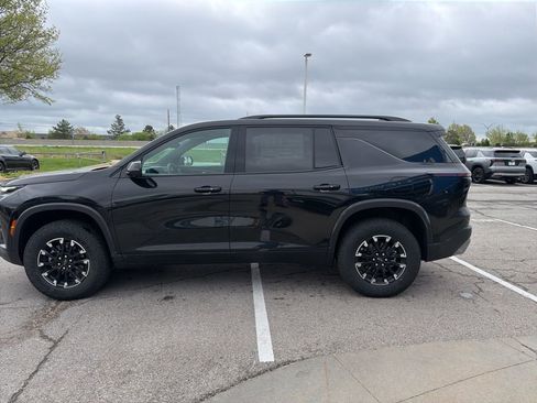 New 2026 Chevrolet Traverse Z71 w/ Driver Confidence Package AWD/4WD image 6