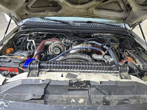 Used 2006 Ford F250 XL image 9