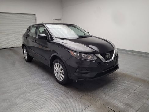 Used 2021 Nissan Rogue Sport S FWD image 13