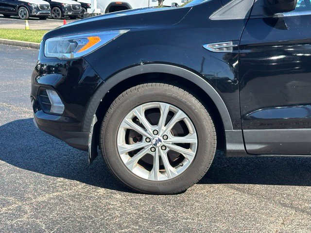 Used 2017 Ford Escape SE w/ Equipment Group 201A AWD/4WD image 7