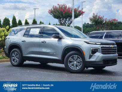 New 2025 Chevrolet Traverse LT w/ Driver Confidence Package