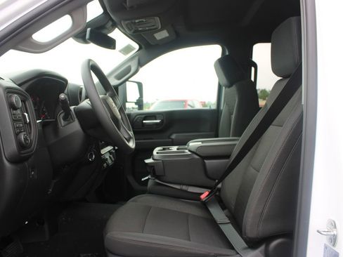 New 2026 Chevrolet Silverado 2500 Custom w/ Custom Value Package AWD/4WD image 25