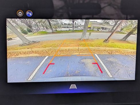 Used 2025 Chevrolet Equinox LT image 21