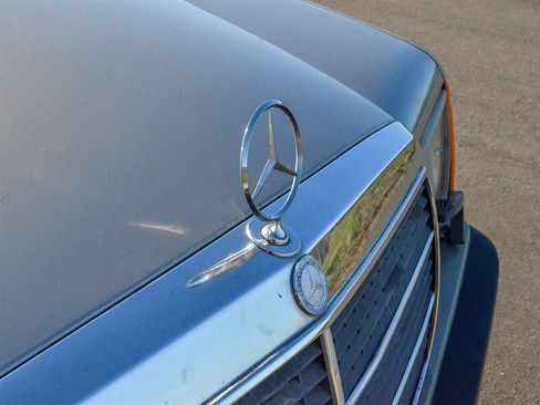 Used 1987 Mercedes-Benz 190 E 2.3-16 image 37